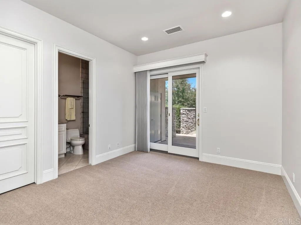 https://cdn.realtyfeed.com/cdn/127/306521411/45973b4f7ac208e0abe96c4c37d4b93f.webp