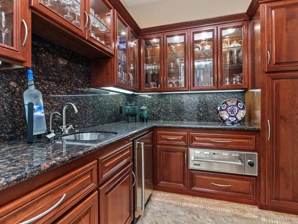 https://cdn.realtyfeed.com/cdn/127/306521411/491febb76a217e05b42052a529646c79.webp