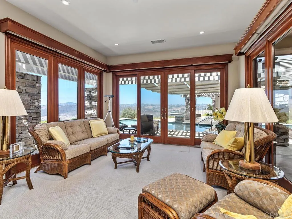 https://cdn.realtyfeed.com/cdn/127/306521411/4cf30f541fab0a6b2b251758ac4a7d54.webp