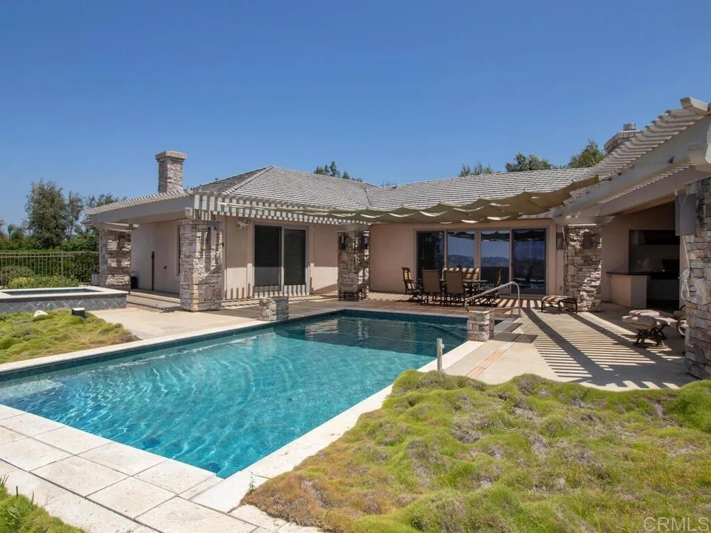 https://cdn.realtyfeed.com/cdn/127/306521411/9fb24ef6a7b173d78a1413b336273096.webp