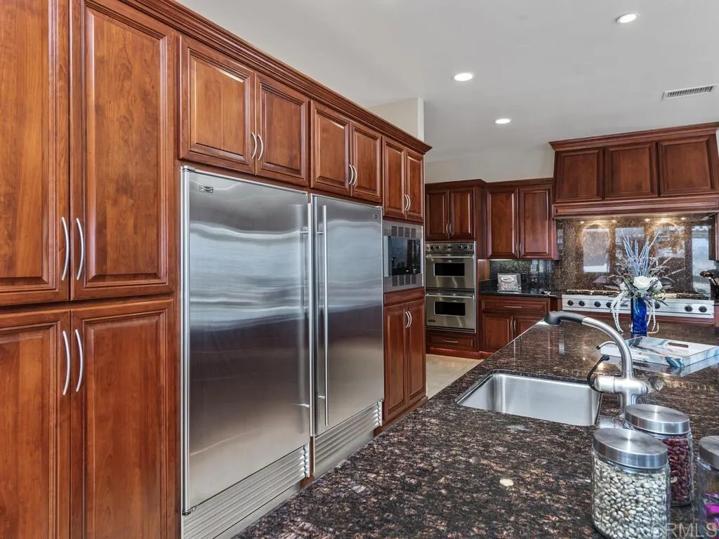 https://cdn.realtyfeed.com/cdn/127/306521411/a2b97802d1e337c138762b0280db0158.webp