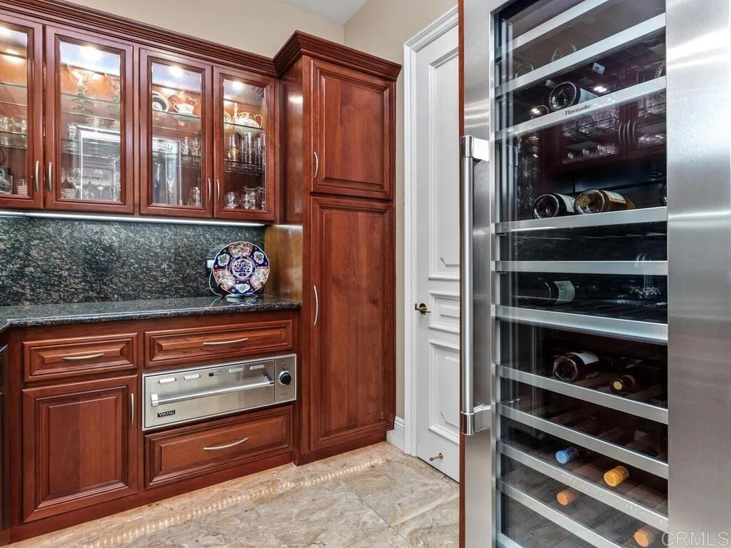 https://cdn.realtyfeed.com/cdn/127/306521411/fcab0f64c3f462444eabda04538a0beb.webp