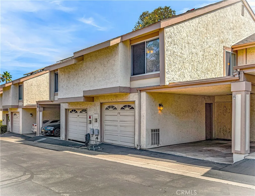 https://cdn.realtyfeed.com/cdn/127/306521425/13b72dd99d91f73e5117747710fb02a4.webp
