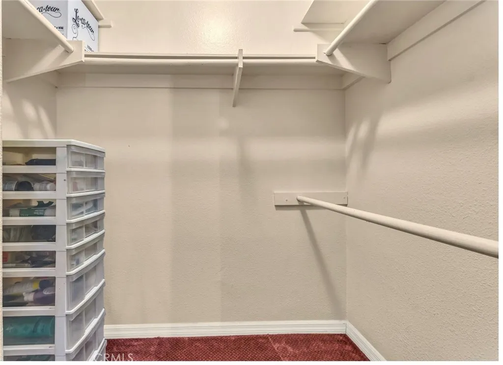 https://cdn.realtyfeed.com/cdn/127/306521425/38b347bf4fb7443d21eb33f99193e5dd.webp