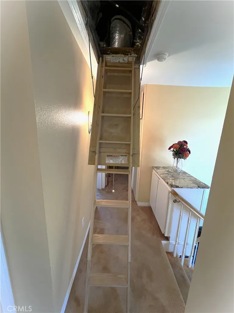 https://cdn.realtyfeed.com/cdn/127/306521425/640116d5d9e4b6ea7195f457dce4909c.webp