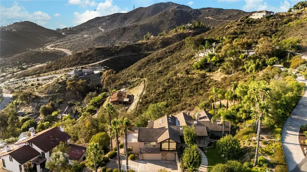 https://cdn.realtyfeed.com/cdn/127/306521482/0f019a917283f6a9c01bb6e10dea3fa0.webp