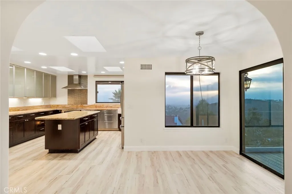 https://cdn.realtyfeed.com/cdn/127/306521482/3e24592c40d4d1cf22365512bed8a2c4.webp