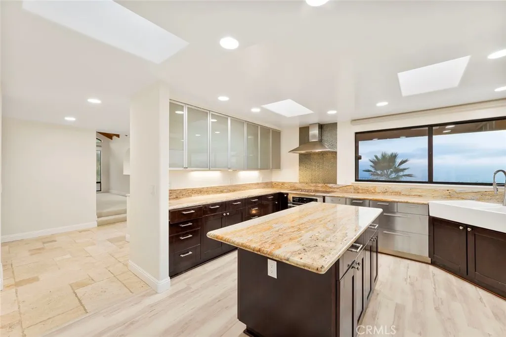 https://cdn.realtyfeed.com/cdn/127/306521482/9ee95d2f9218dd9f99135a0b27c0fada.webp