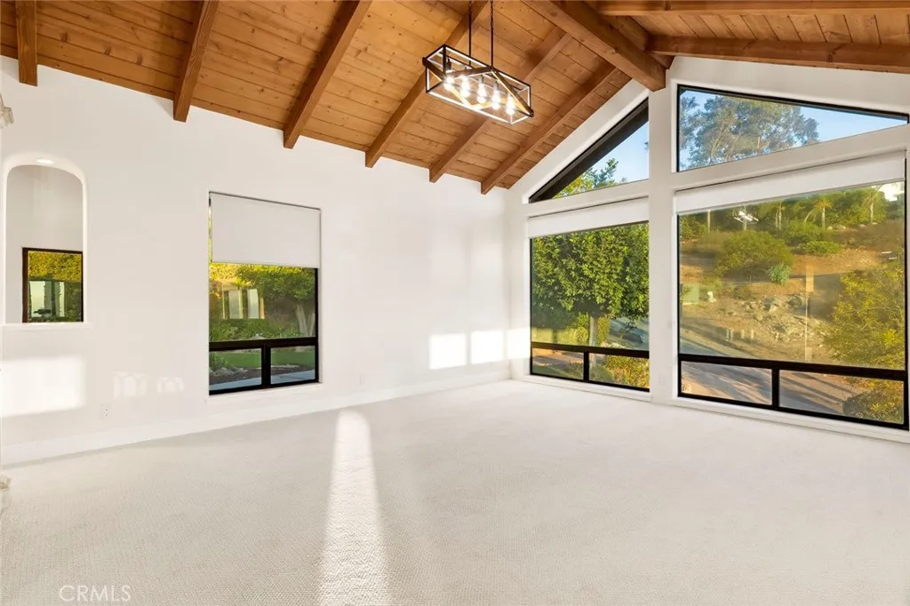 https://cdn.realtyfeed.com/cdn/127/306521482/a18ec87d1d7ceeba2a01f13160b61b6d.webp