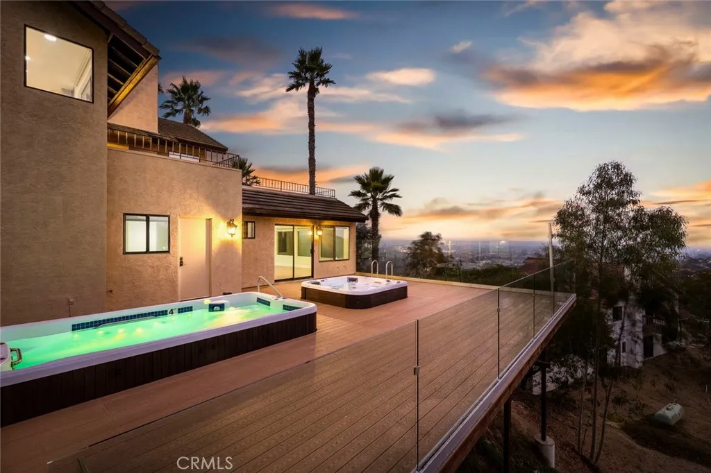 https://cdn.realtyfeed.com/cdn/127/306521482/d97f1a90f40bf1ea8d9eaac82425abb0.webp