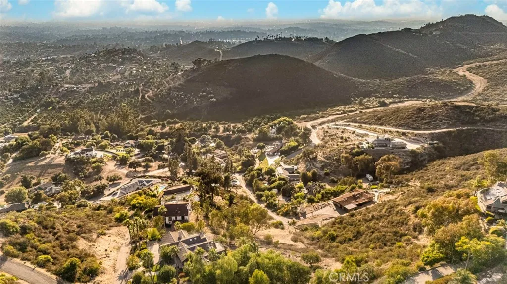 https://cdn.realtyfeed.com/cdn/127/306521482/f9fddf856c85f119ec84f6ffd9053f10.webp