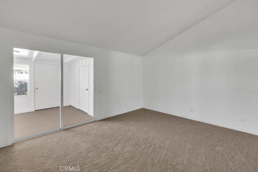 https://cdn.realtyfeed.com/cdn/127/306521543/1113bd4fba534356b5a121d0717f3813.webp