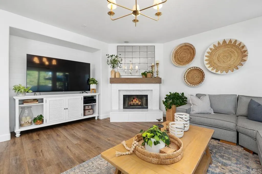 https://cdn.realtyfeed.com/cdn/127/306521549/099cb366ad821f66fa03f4097e13a5ad.webp