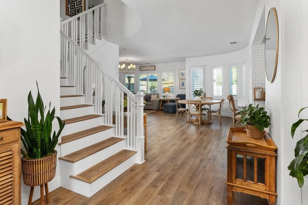 https://cdn.realtyfeed.com/cdn/127/306521549/b944ca35c7b5a8c28a9ae28e3dc0a5e1.webp