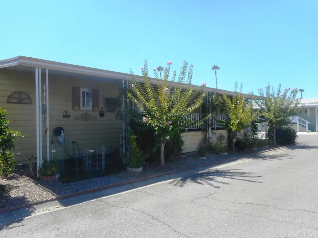 https://cdn.realtyfeed.com/cdn/127/306521587/cca280ffd4fc3b0fb1d7698bce248611.webp
