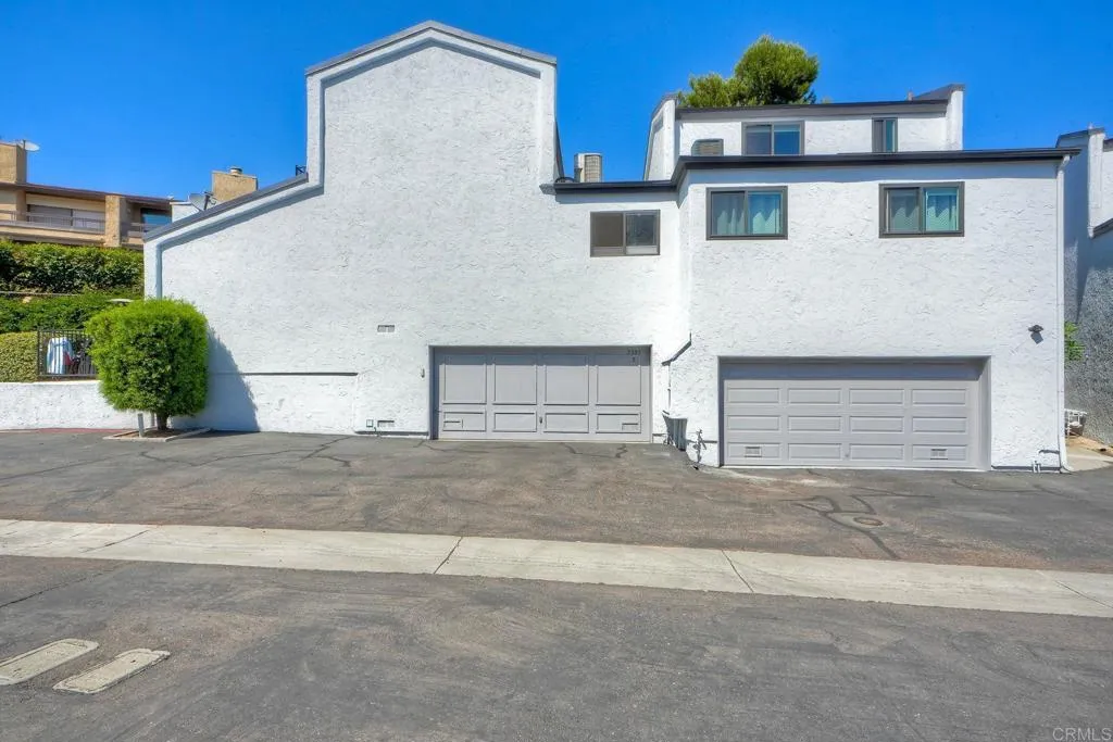 https://cdn.realtyfeed.com/cdn/127/306521594/074bfa67928ef56f78eba9f9d2ddf26b.webp