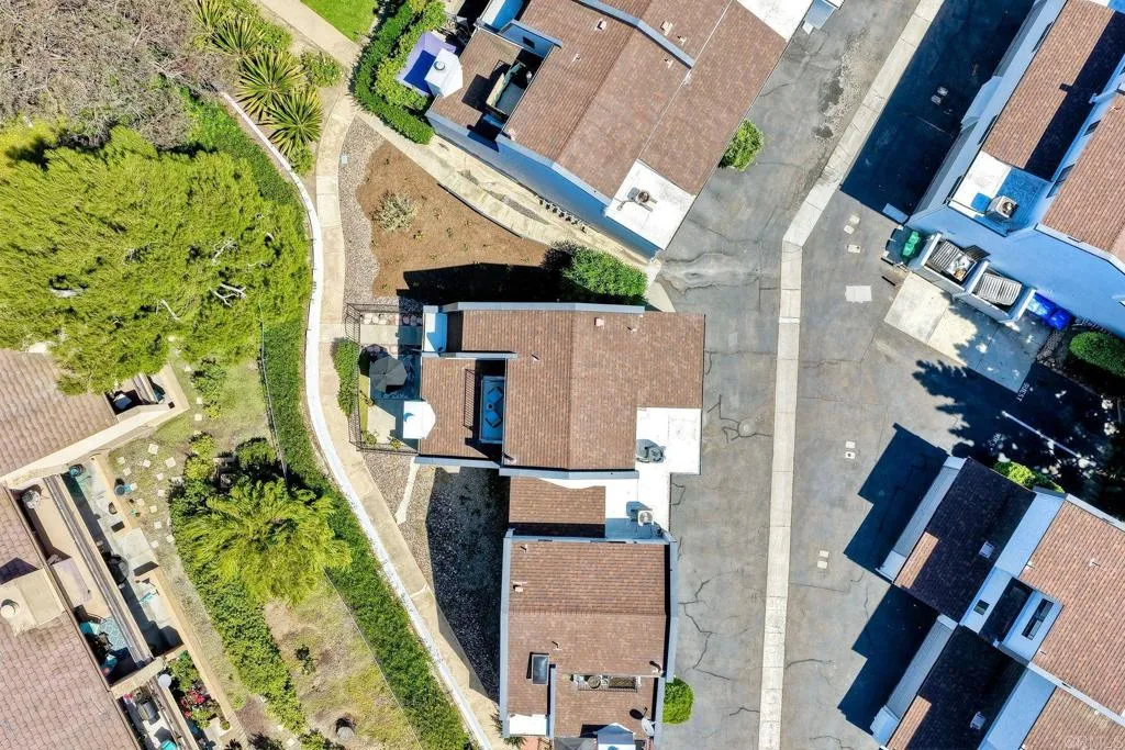 https://cdn.realtyfeed.com/cdn/127/306521594/3d9ba0012dfbde64b3b87d19c1ee63ca.webp