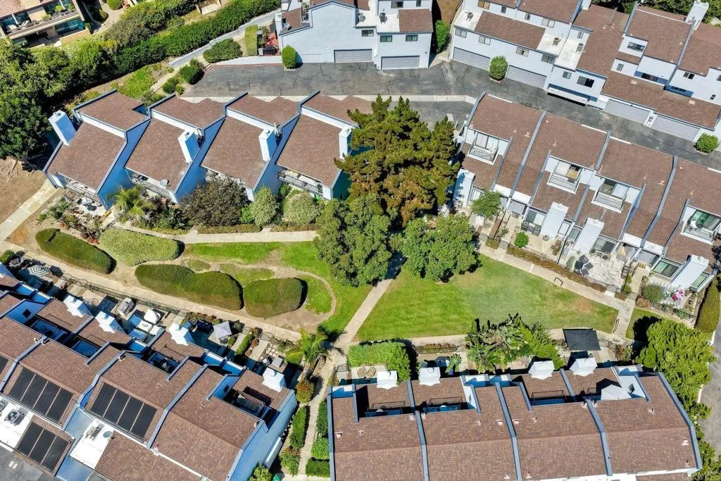 https://cdn.realtyfeed.com/cdn/127/306521594/d8c9c2241ba2ae3e7d3fd174b27cab05.webp