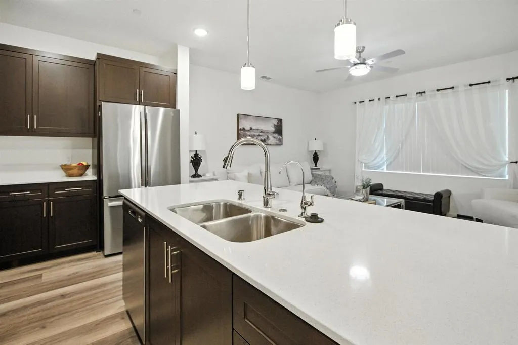Photo #6: PTP2506302 Listing 