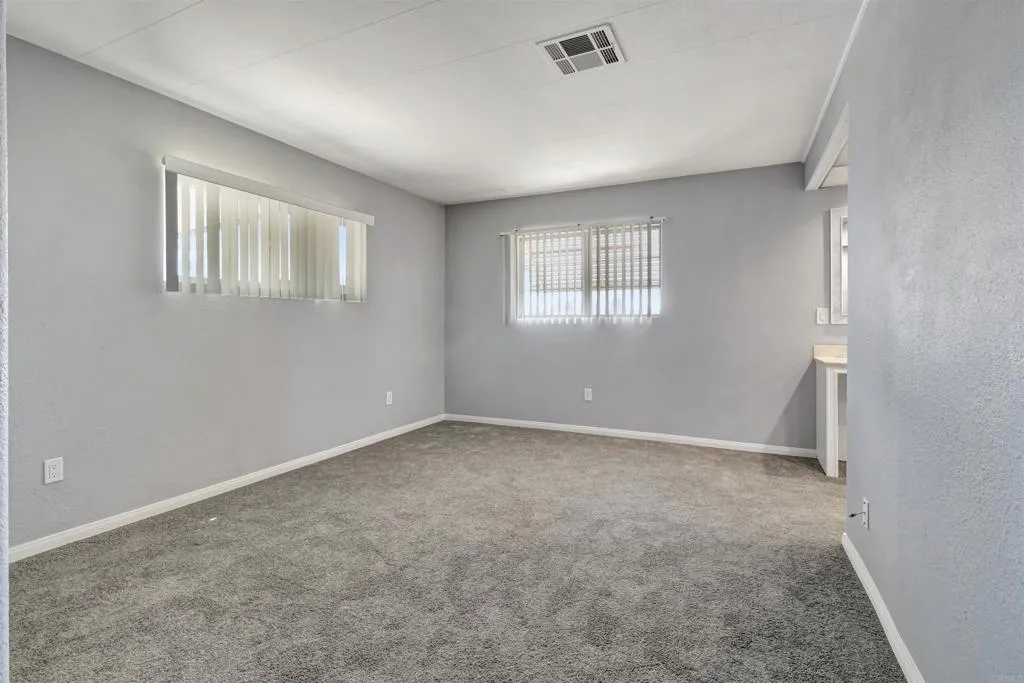 https://cdn.realtyfeed.com/cdn/127/306521631/25505858ba571d898dcd464a718b1fd9.webp