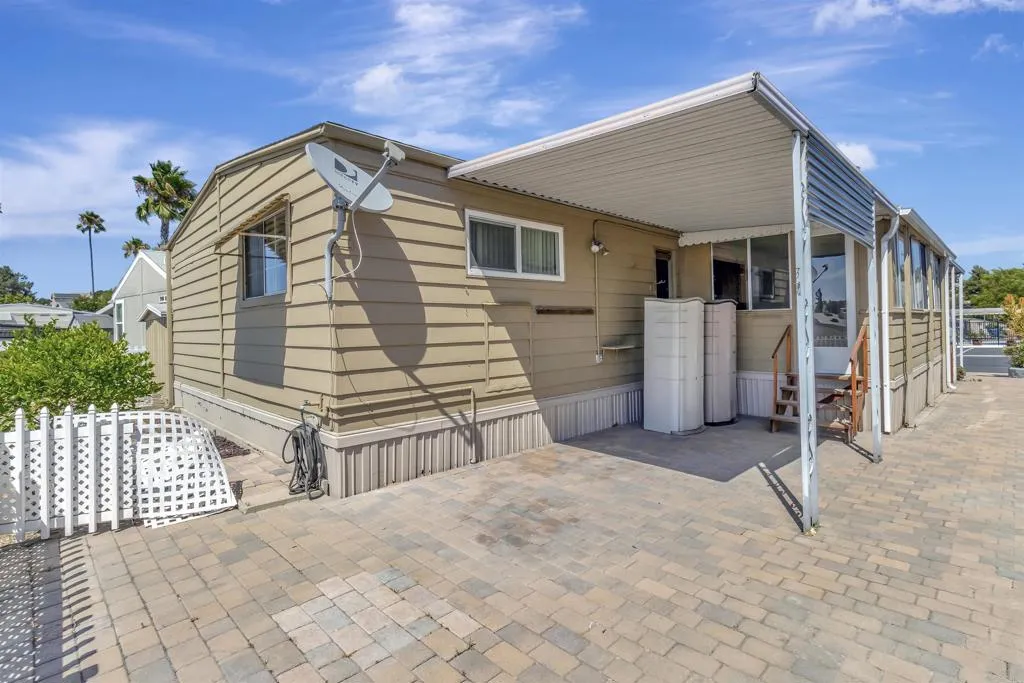 https://cdn.realtyfeed.com/cdn/127/306521631/b25a7c9ce8e1d4f6d23211774118f930.webp