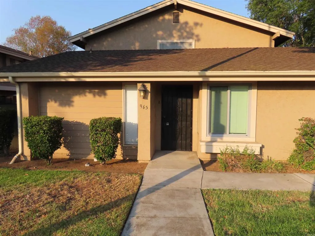 Photo #2: PTP2506304 Listing 