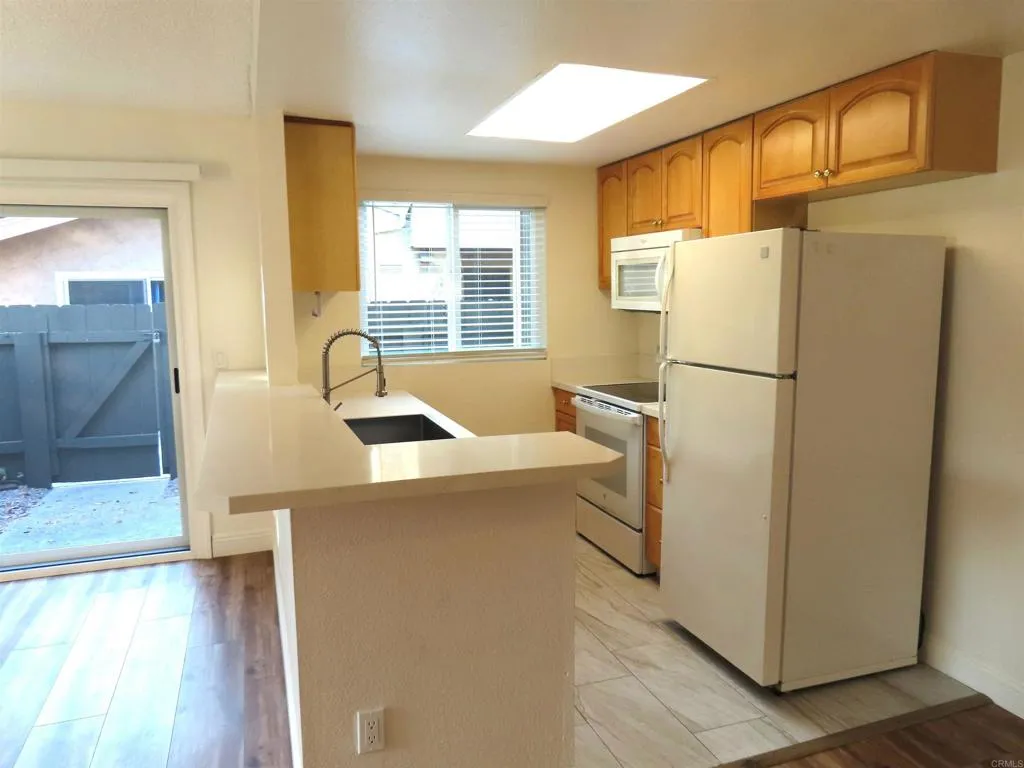 Photo #11: PTP2506304 Listing: Photo #11