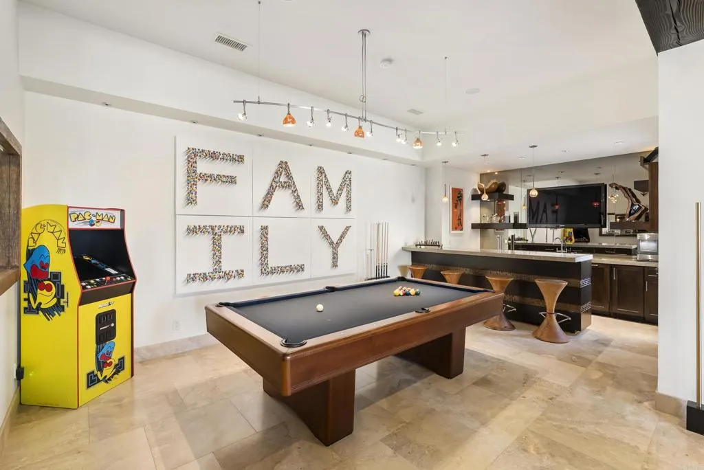 https://cdn.realtyfeed.com/cdn/127/306521647/1dce209bbe542f1d98b81cec6c68afcc.webp