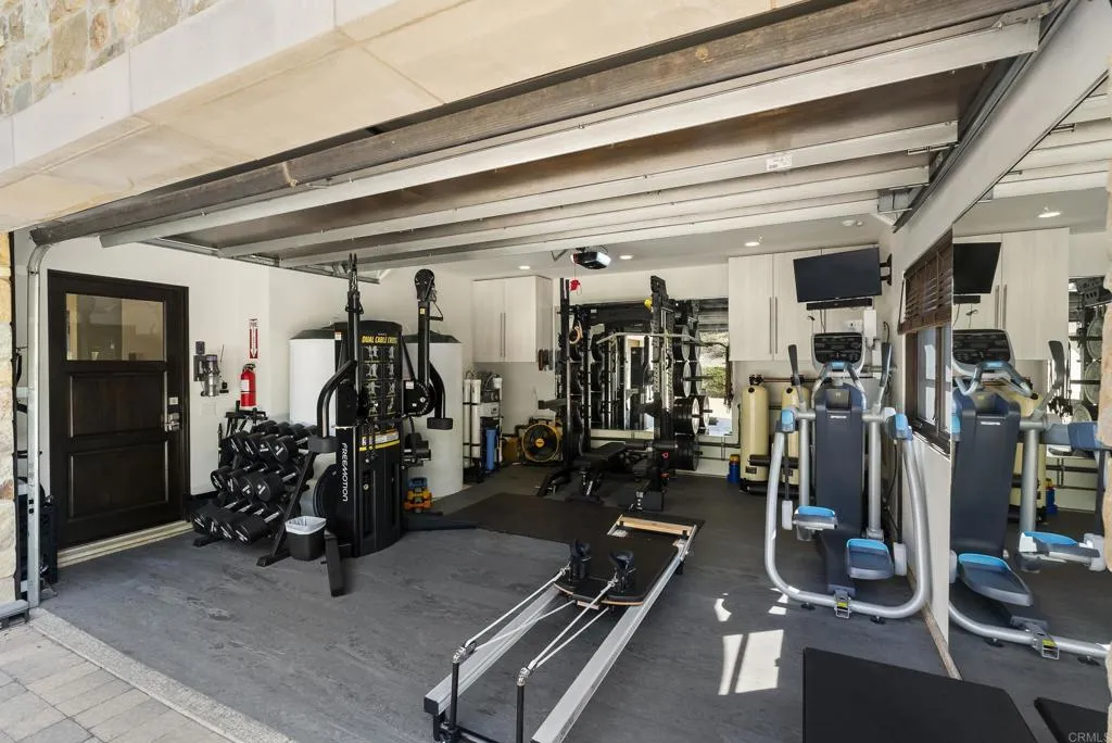 https://cdn.realtyfeed.com/cdn/127/306521647/9928e0a2cb0ea5659d75ea1252b86788.webp
