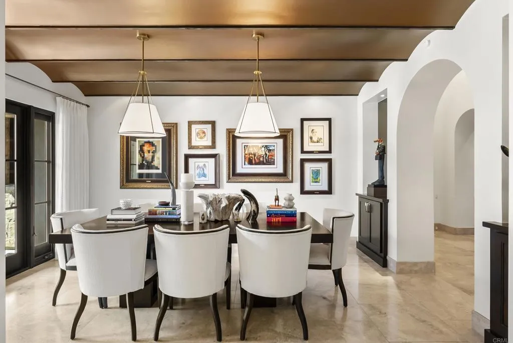 https://cdn.realtyfeed.com/cdn/127/306521647/c558c9eeba236e86aafb7f02665a16fd.webp