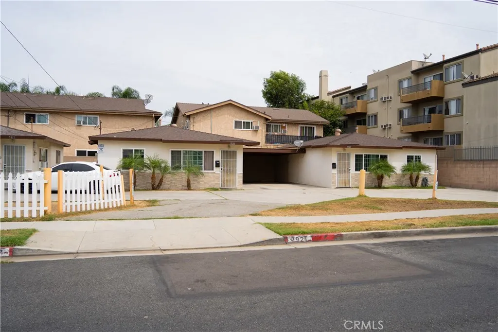 7913 Howe Street, Paramount, CA 90723 - Photo 2 of 5, Paramount, CA