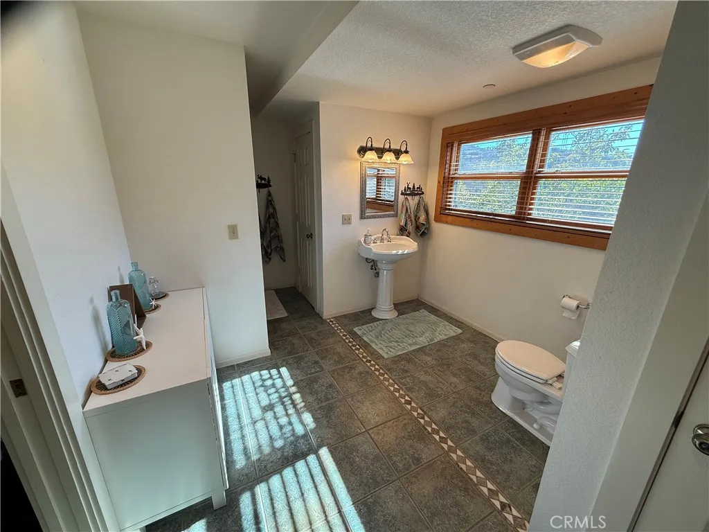 https://cdn.realtyfeed.com/cdn/127/306521787/cc45d853c5d7d7248f603a167e23f071.webp