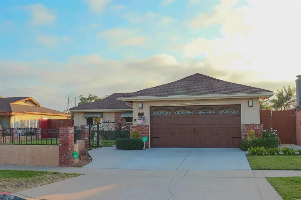 https://cdn.realtyfeed.com/cdn/127/306521850/6452c1261d880cd2e5597e478fcba025.webp