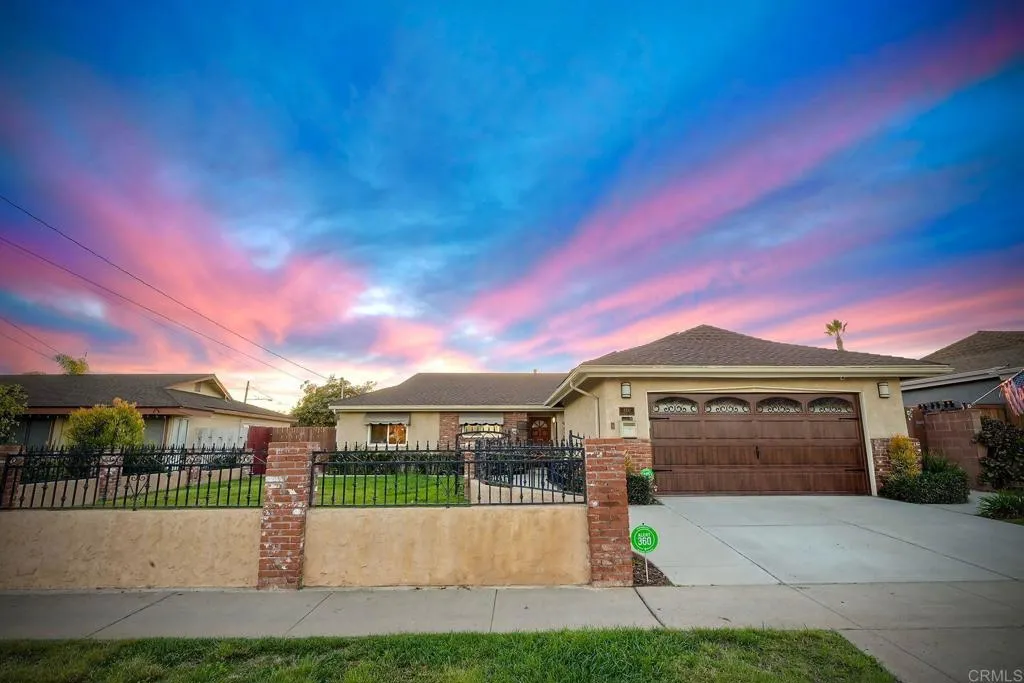 https://cdn.realtyfeed.com/cdn/127/306521850/8cf109793867e41598051acd417fcd52.webp