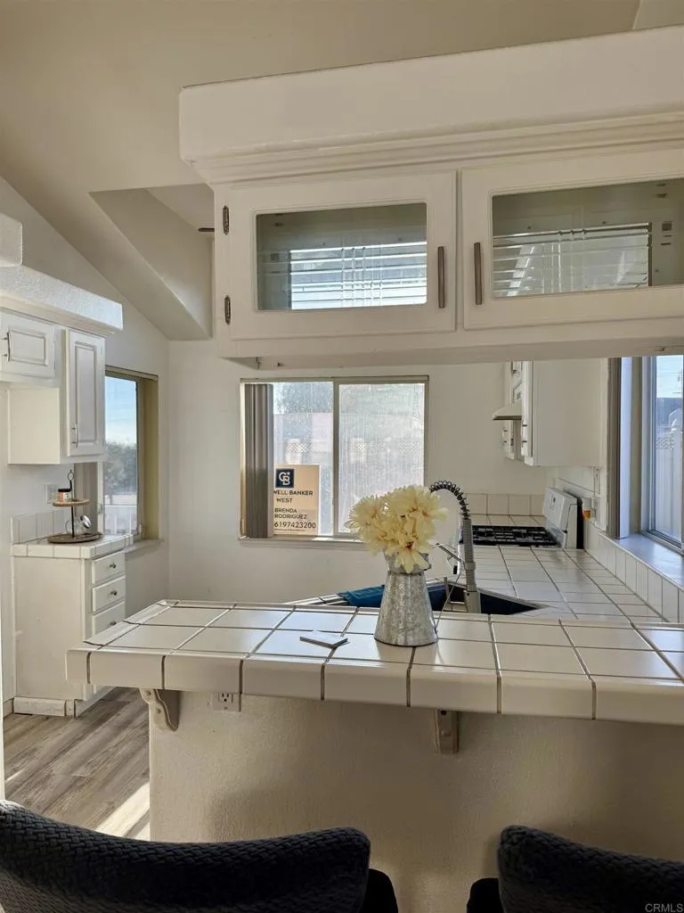 https://cdn.realtyfeed.com/cdn/127/306521860/66d44103e0863dc98da5eccc272000d9.webp