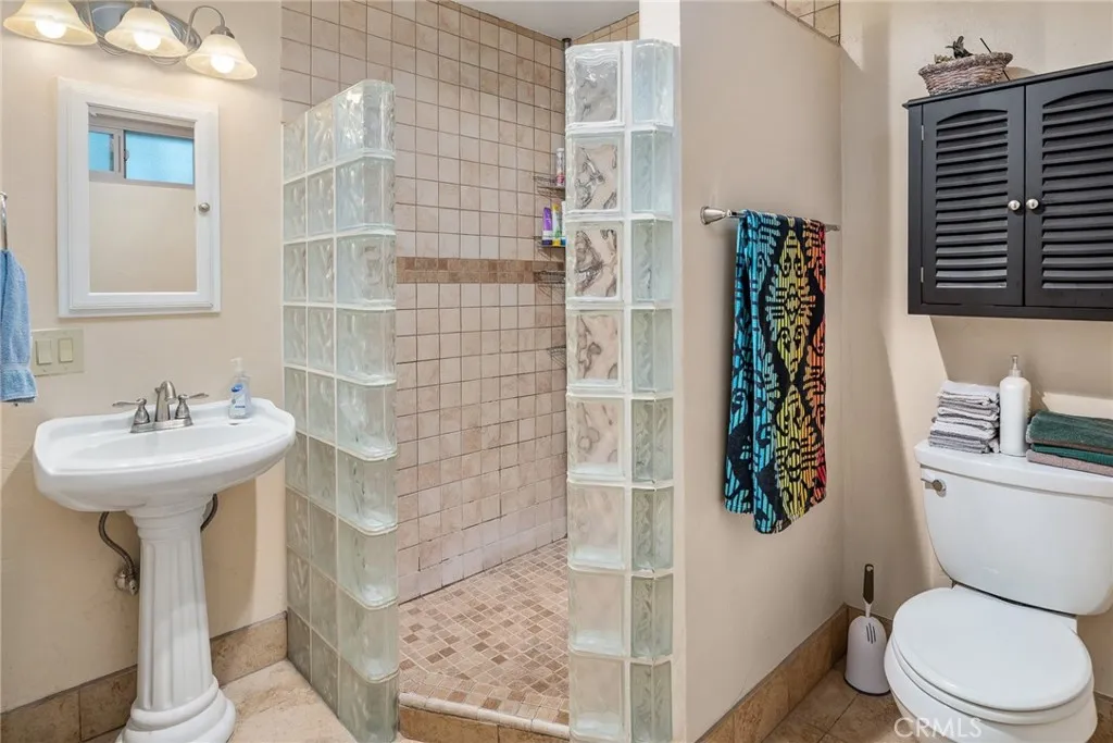 https://cdn.realtyfeed.com/cdn/127/306521876/918bcf2f470bb49cd16ef82d3bf72e96.webp