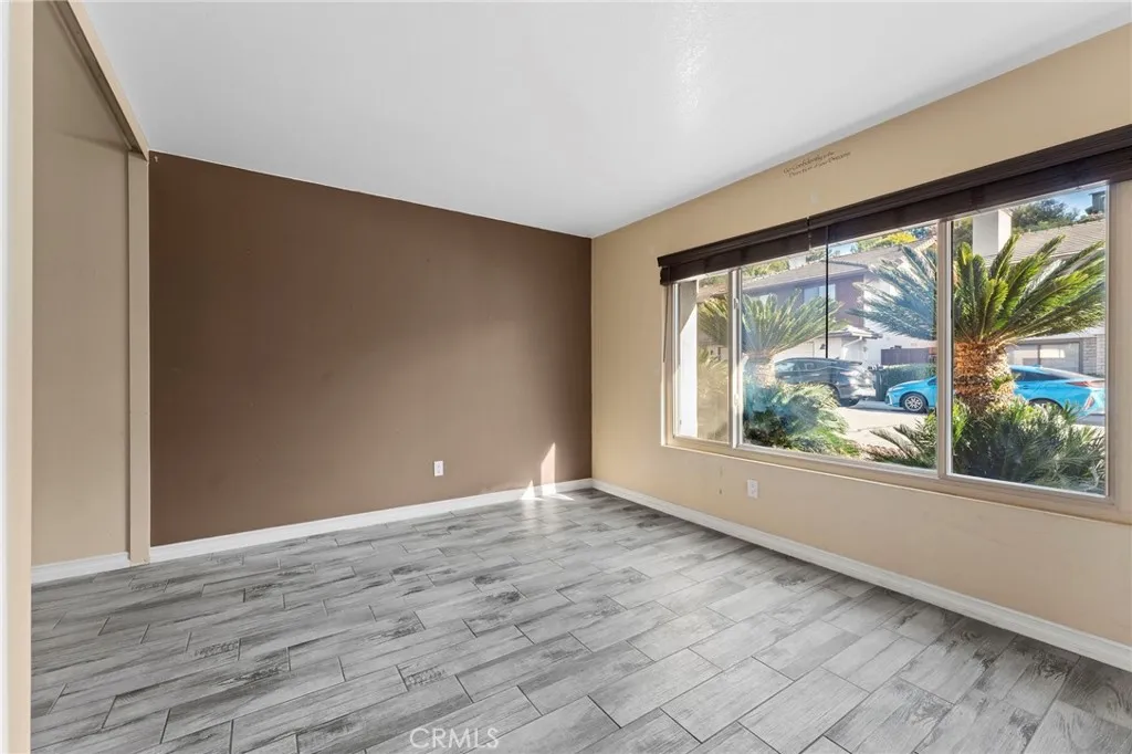 https://cdn.realtyfeed.com/cdn/127/306521920/88f4225fa732ed57da17f4f4e43ec00f.webp