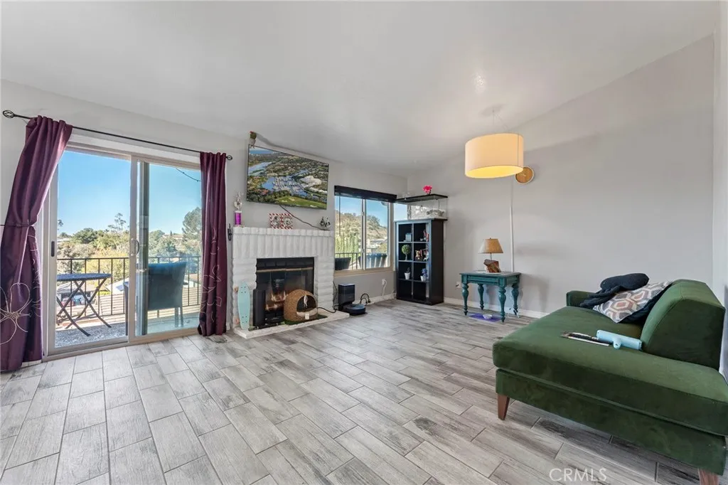 https://cdn.realtyfeed.com/cdn/127/306521920/958eb90289d416ec6587093506e9d3f5.webp