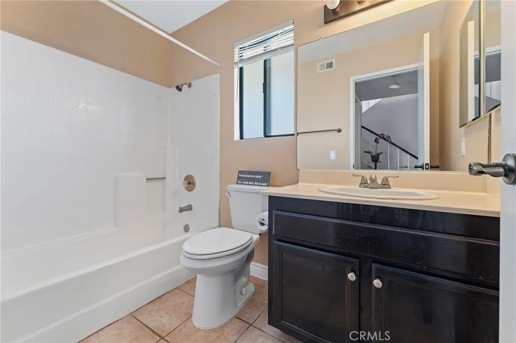 https://cdn.realtyfeed.com/cdn/127/306521920/9c7028ea6c43034a2ece3fdba351cad9.webp