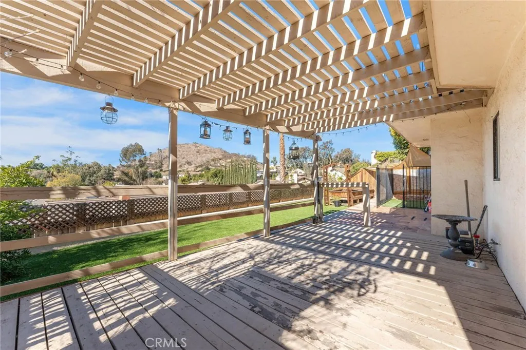 https://cdn.realtyfeed.com/cdn/127/306521920/b99bb60d9f2ba7d157e89e8a712fa4c2.webp