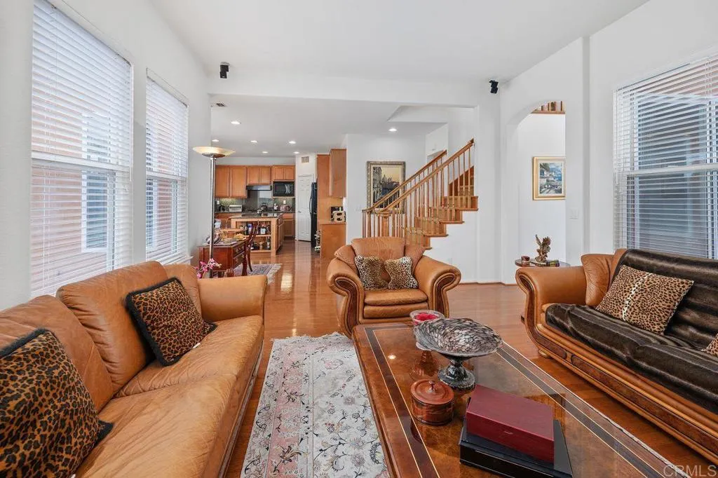 https://cdn.realtyfeed.com/cdn/127/306521940/1d5f45305c51005a8f59232898904c41.webp