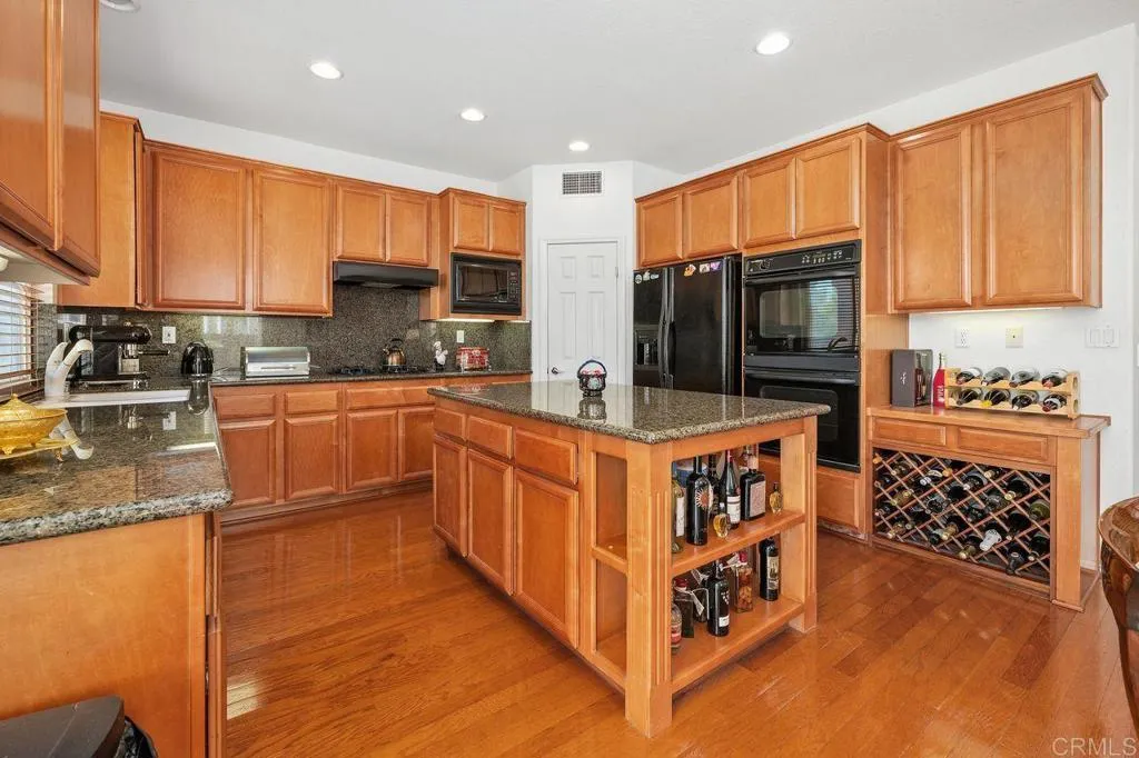 https://cdn.realtyfeed.com/cdn/127/306521940/23d86b416d6815674c0c9f567c01a99c.webp