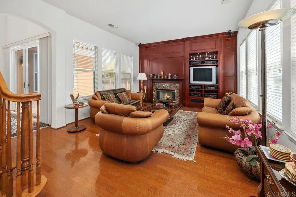 https://cdn.realtyfeed.com/cdn/127/306521940/ccf98abe9c325109e172b38ab430cbc9.webp