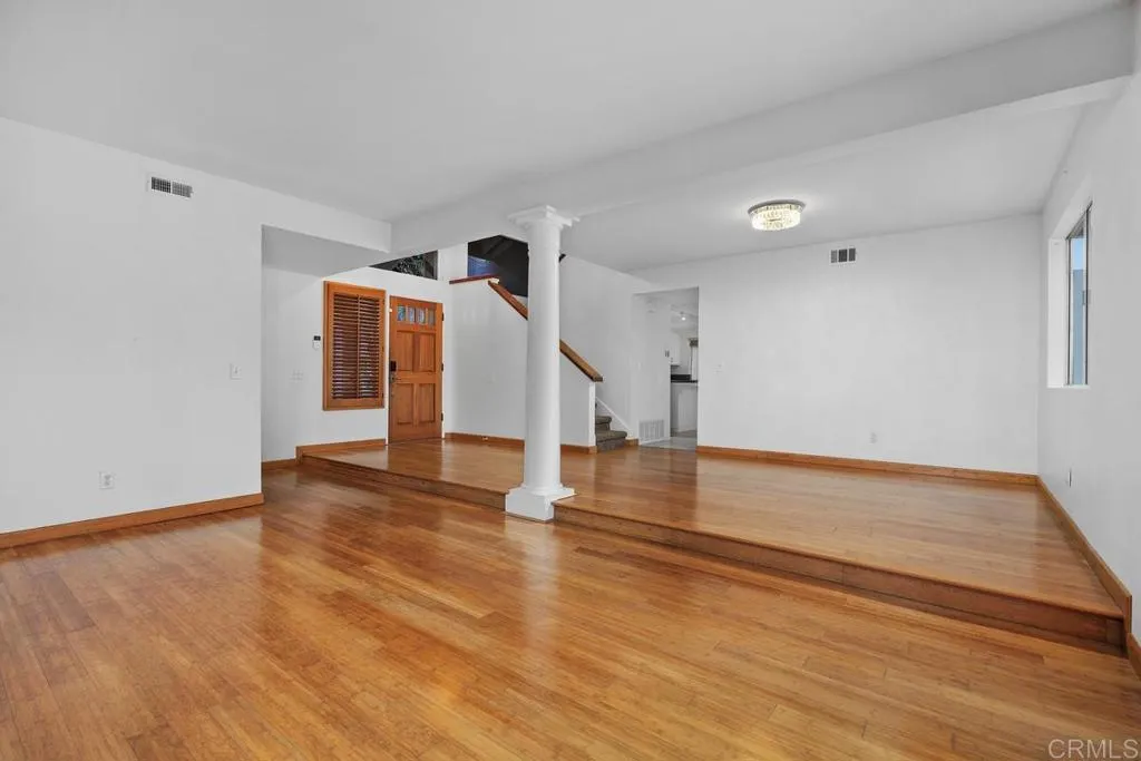https://cdn.realtyfeed.com/cdn/127/306522058/6916e772f04585436f3fe0682682e797.webp