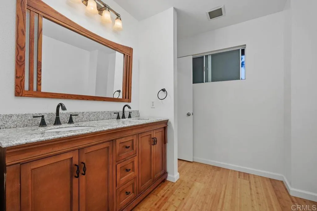 https://cdn.realtyfeed.com/cdn/127/306522058/7ed99fb4a4b94e81449f0f0725cd9755.webp