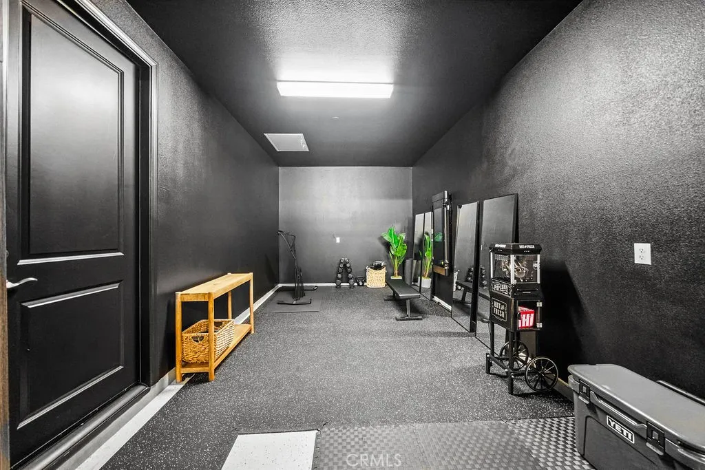 https://cdn.realtyfeed.com/cdn/127/306522067/23ac63ba39a810c2bad53cfcafa5798c.webp