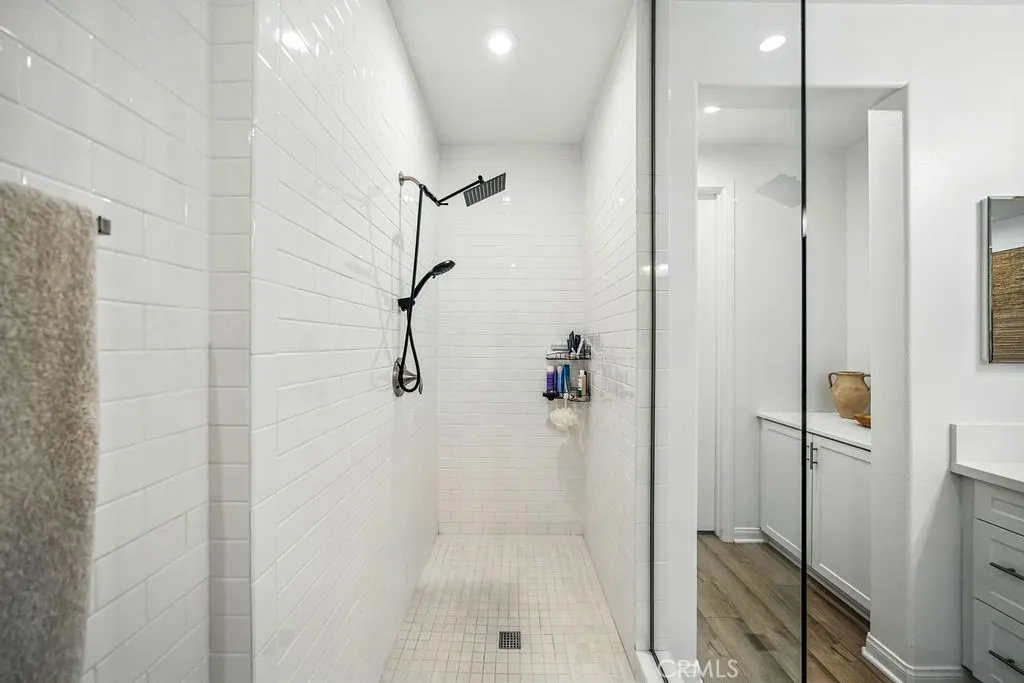 https://cdn.realtyfeed.com/cdn/127/306522067/3d27ec584ad2e7785bc0df20fe02d411.webp
