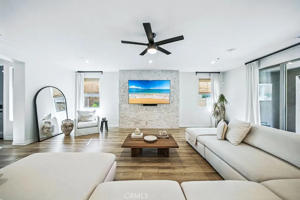 https://cdn.realtyfeed.com/cdn/127/306522067/62b17f318549316abb5698493e7dd66f.webp