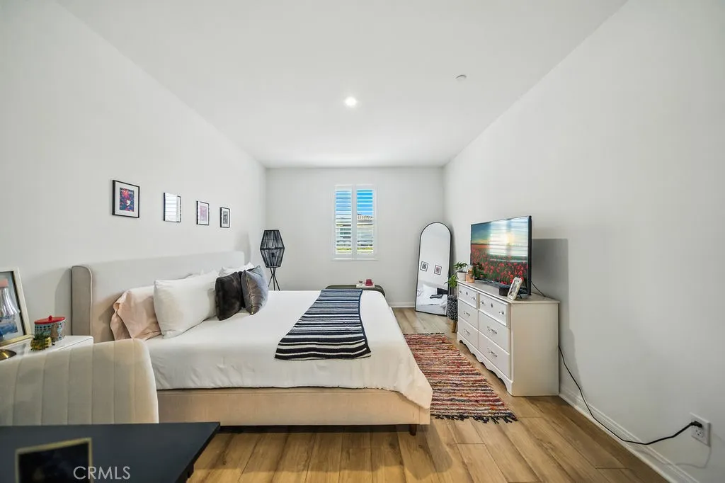 https://cdn.realtyfeed.com/cdn/127/306522067/671ab57ebc60218e5b370d990afe8c31.webp