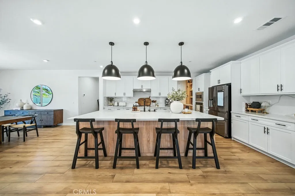 https://cdn.realtyfeed.com/cdn/127/306522067/fb4825c4fad6169247bccde20cdd0856.webp